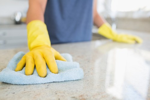 Detailed kitchen and bathroom move-in cleaning in Islington